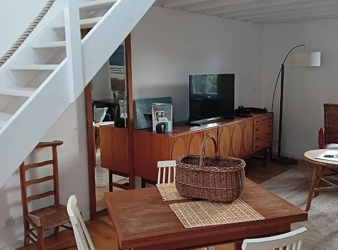 La Baleine - Hyper Centre, Charme Et Calme A Deux Pas De La *