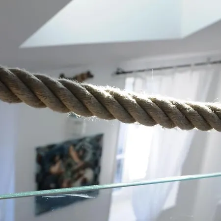 Appartement La Baleine - Hyper Centre, Charme Et Calme A Deux Pas De La Cabourg