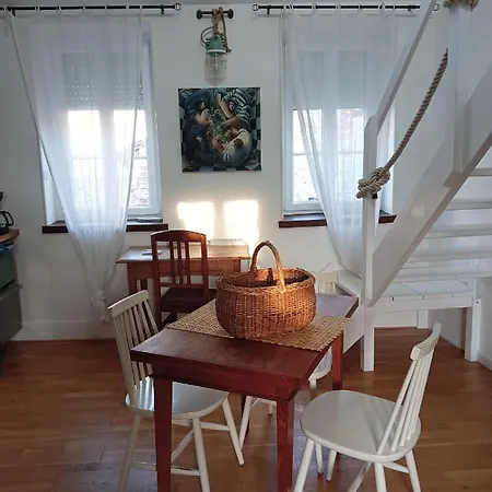 Appartement La Baleine - Hyper Centre, Charme Et Calme A Deux Pas De La